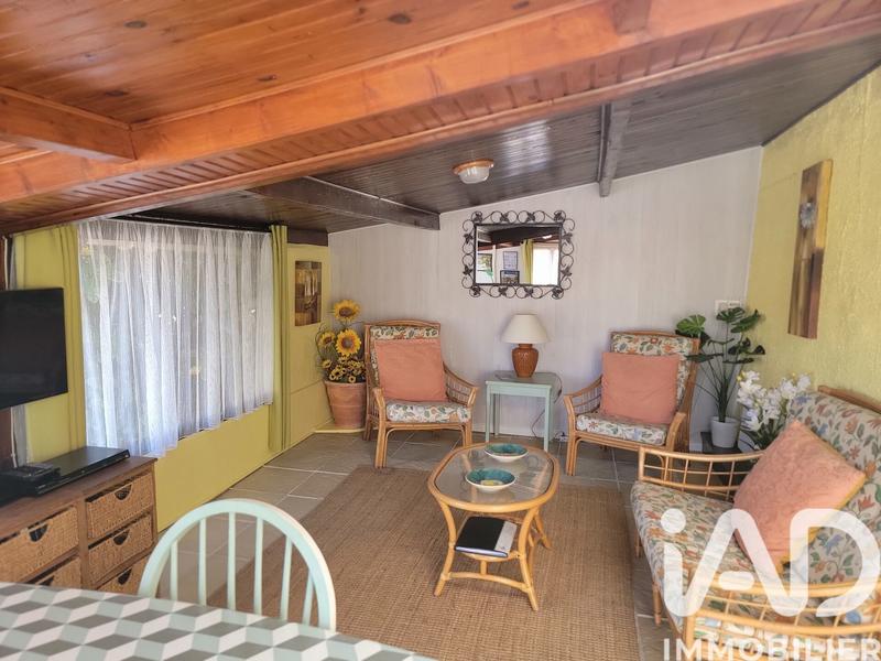 Maison - 366 m² - 10 pièces