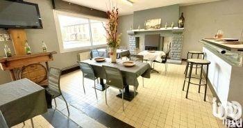 Maison - 332 m² - 5 pièces