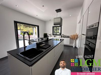 Maison - 154 m² - 5 pièces