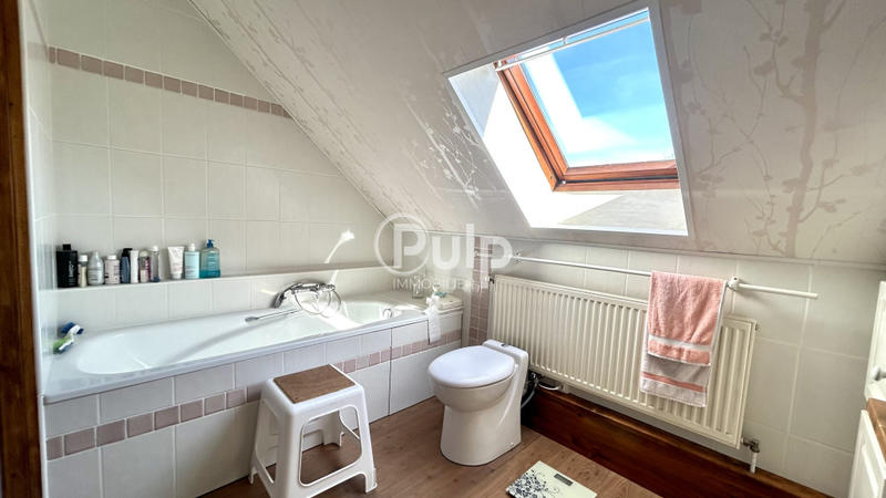 Pavillon - 155 m² - 7 pièces