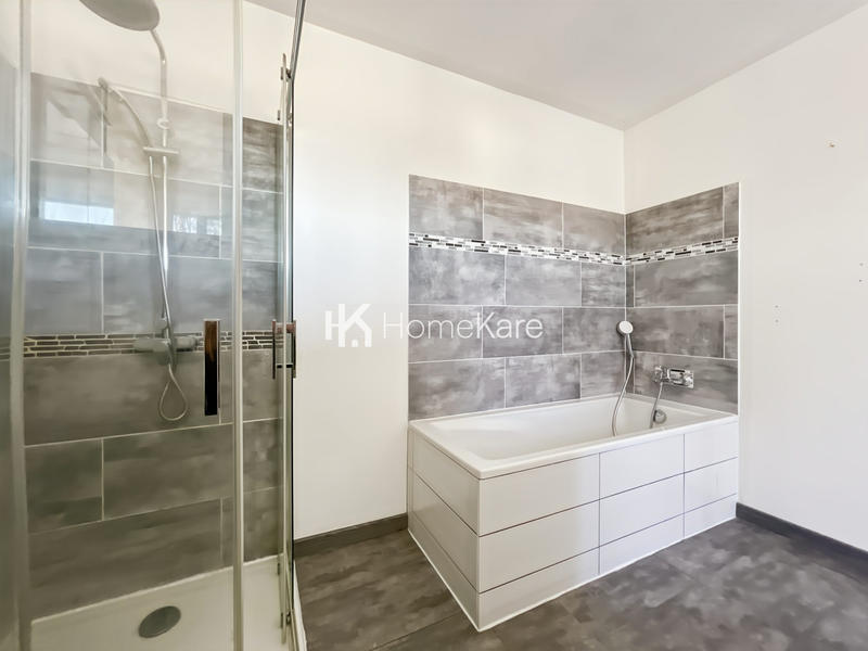 Maison - 85 m² - 4 pièces