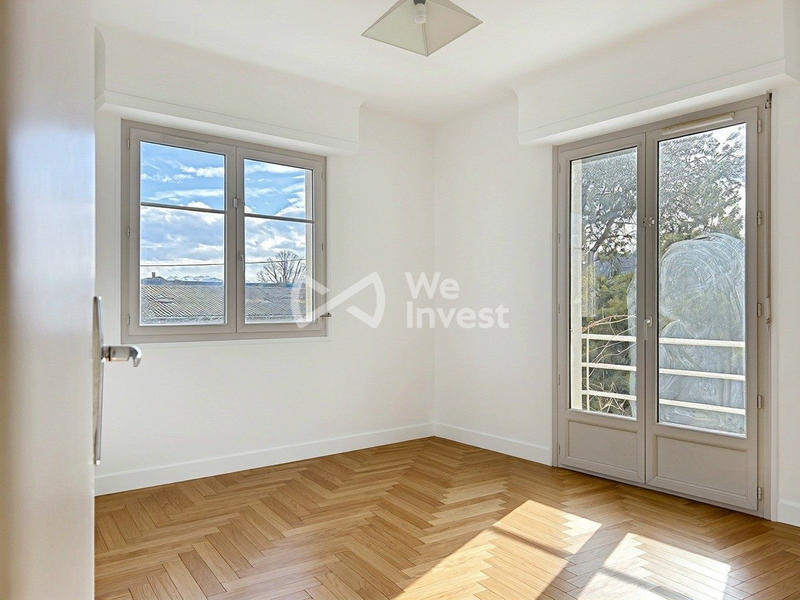 Appartement - 90 m² - 4 pièces