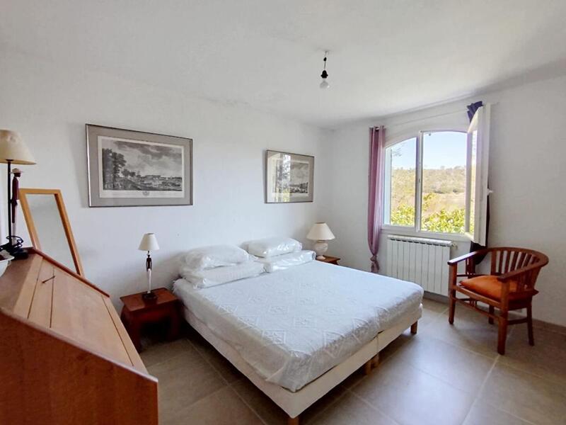 Maison - 188 m² - 7 pièces