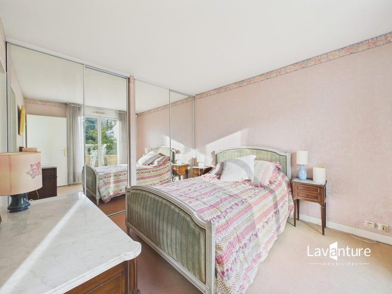 Appartement - 156 m² - 7 pièces