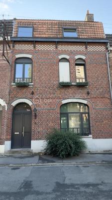 Maison de maîtres - 180 m² - 6 pièces