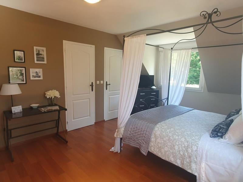 Propriété - 500 m² - 12 pièces