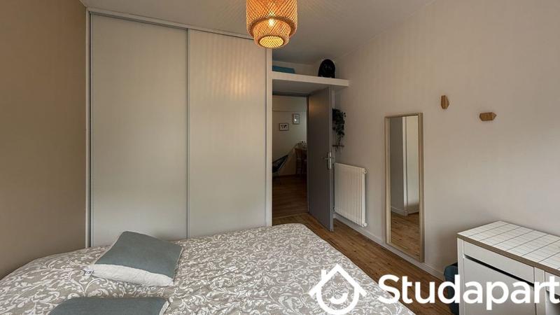 Chambre - 67 m² - 1 pièce