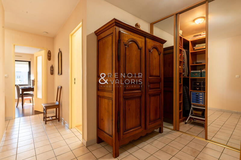 Appartement - 83 m² - 4 pièces