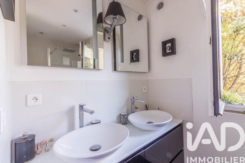 Maison - 101 m² - 5 pièces