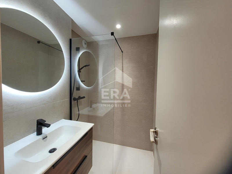 Appartement - 104 m² - 4 pièces