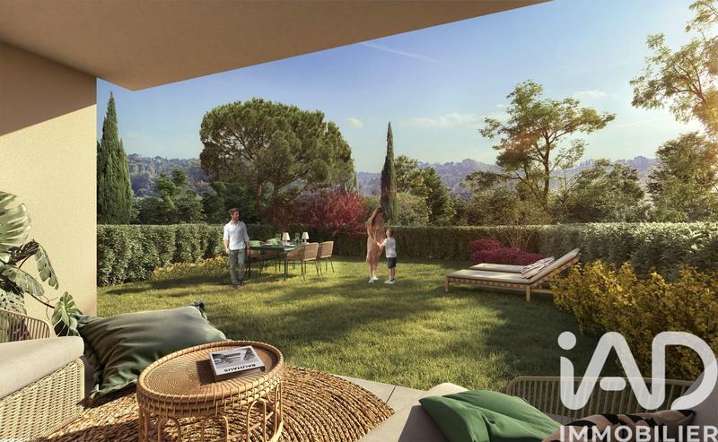 Appartement - 80 m² - 3 pièces