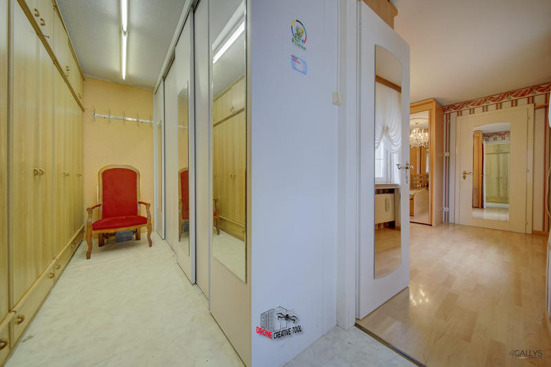 Maison - 170 m² - 7 pièces