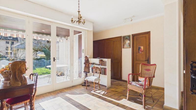 Immeuble - 240 m² - 9 pièces