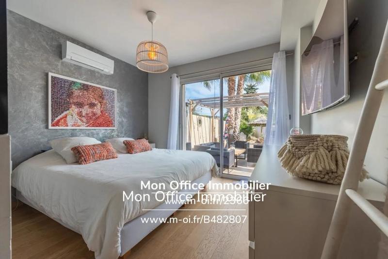 Villa - 90 m² - 4 pièces