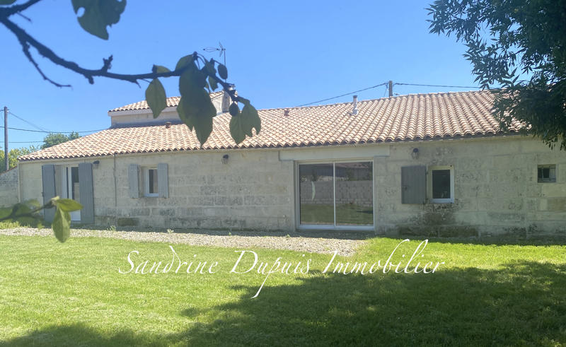 Maison - 220 m² - 7 pièces