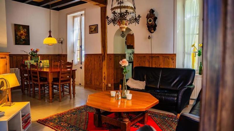 Propriété - 200 m² - 5 pièces