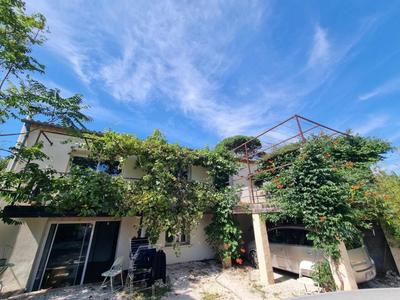 Maison - 140 m² - 7 pièces