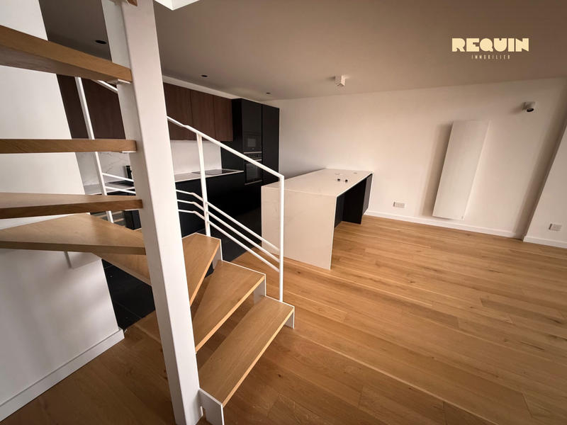 Appartement - 94 m² - 5 pièces