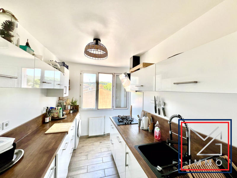 Appartement - 80 m² - 3 pièces