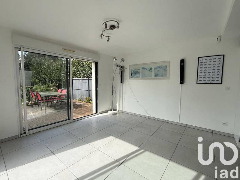Maison - 121 m² - 5 pièces