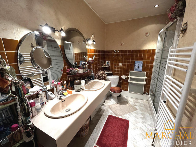 Maison ancienne - 315 m² - 8 pièces