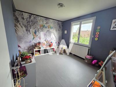 Maison traditionnelle - 115 m² - 6 pièces