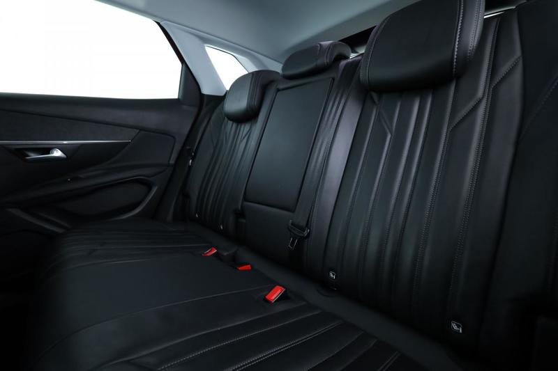 Peugeot 3008 1.2 PureTech Allure Business Eat6 130 ch