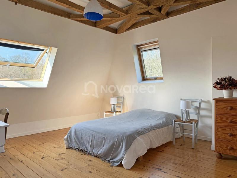 Propriété - 445 m² - 12 pièces