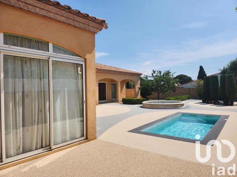 Maison - 200 m² - 9 pièces