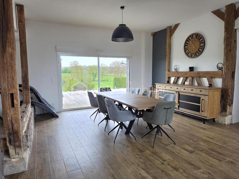 Longère - 330 m² - 11 pièces