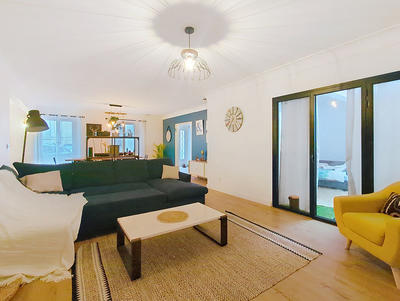 Maison - 144 m² - 5 pièces