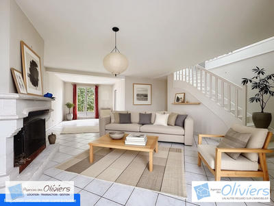 Maison - 171 m² - 7 pièces