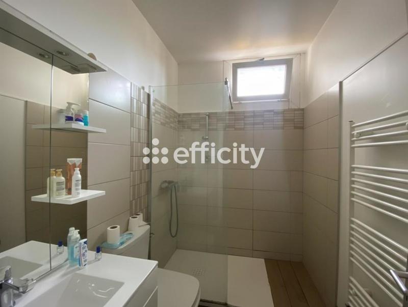 Maison - 161 m² - 6 pièces