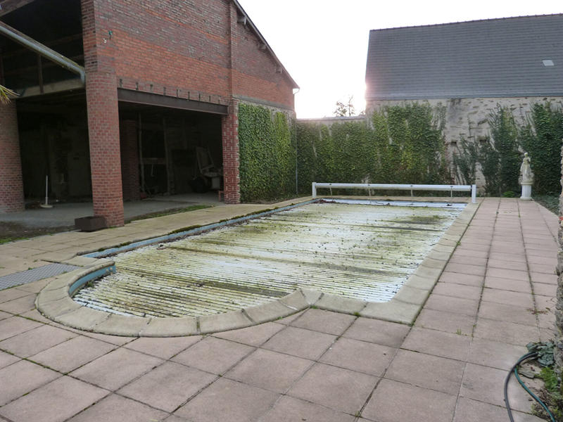 Maison - 240 m² - 10 pièces