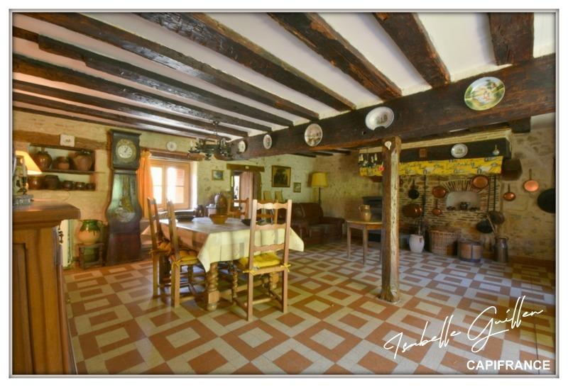 Corps de ferme - 249 m² - 8 pièces