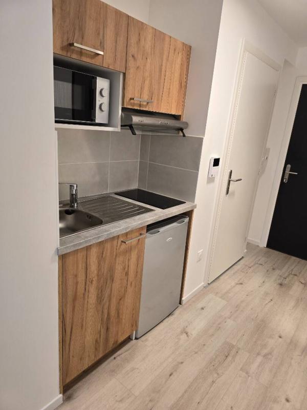 Studio - 17 m² - 1 pièce