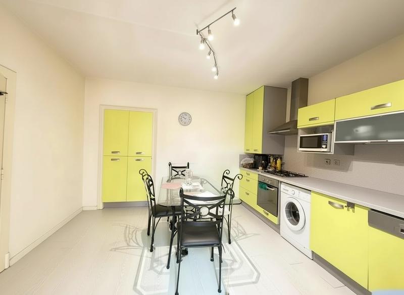 Appartement - 83 m² - 5 pièces