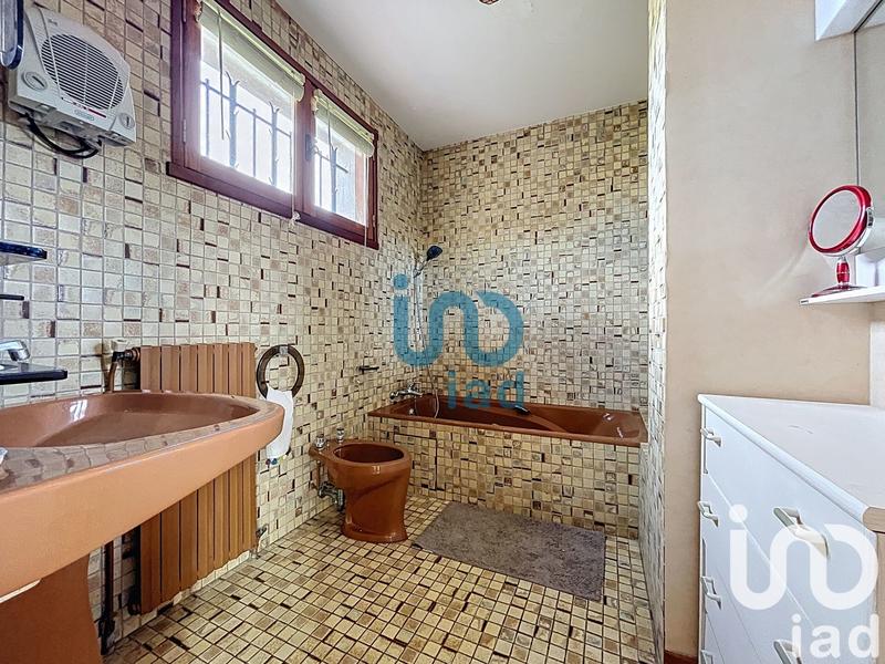 Maison - 190 m² - 6 pièces