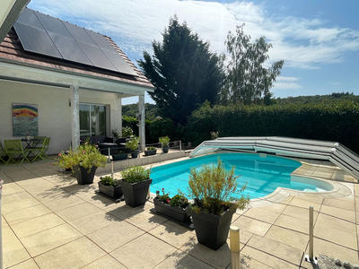 Maison - 160 m² - 8 pièces