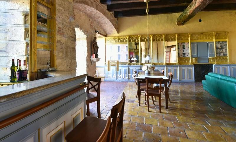 Demeure - 430 m² - 10 pièces