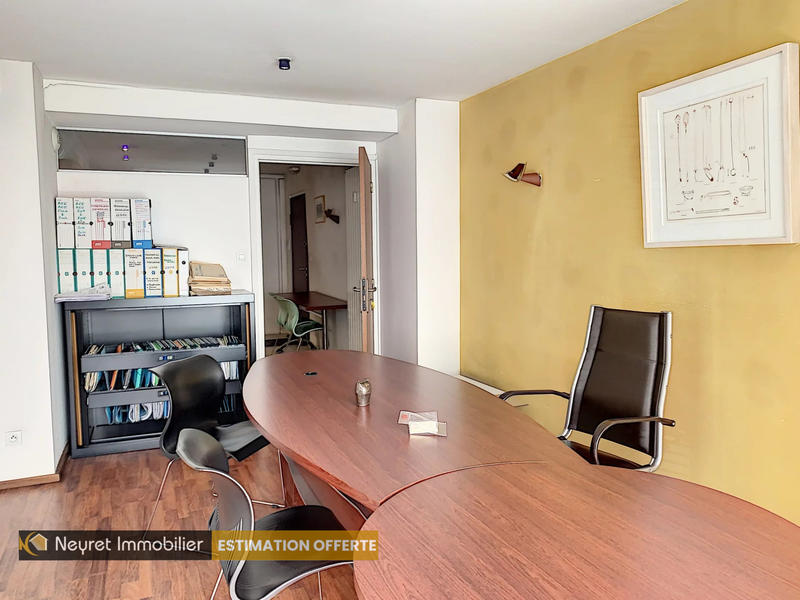 Local commercial - 103 m² - 5 pièces