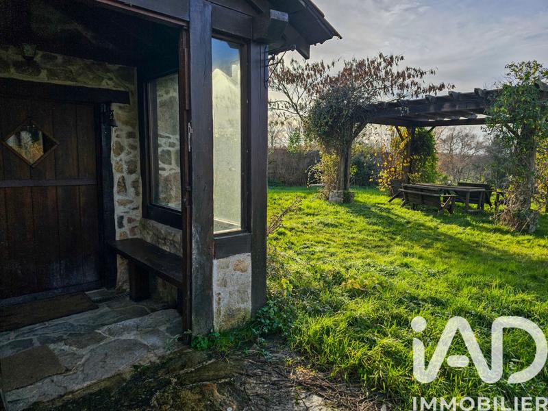 Maison - 409 m² - 12 pièces