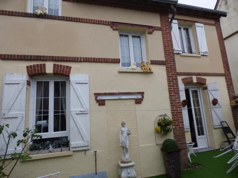 Maison de ville - 83 m² - 5 pièces