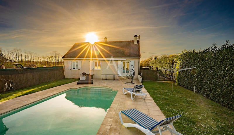 Maison - 110 m² - 5 pièces