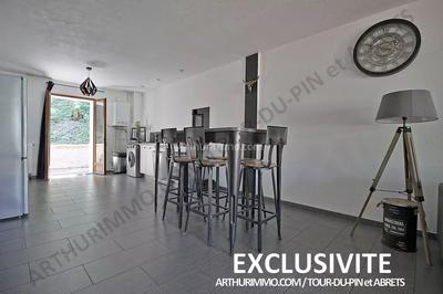 Appartement - 81 m² - 4 pièces