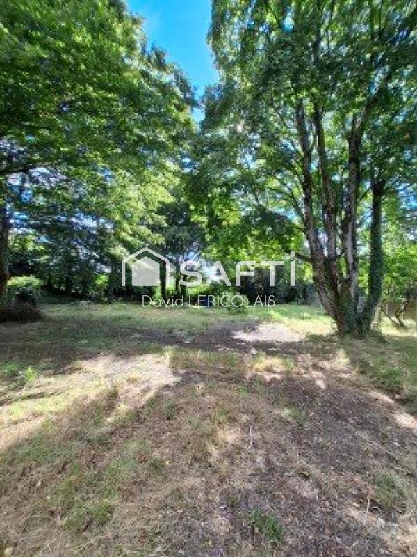 Maison - 335 m² - 24 pièces