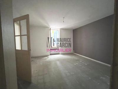 Maison - 189 m² - 5 pièces