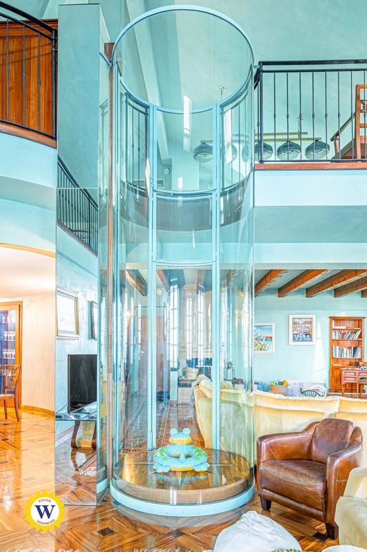 Duplex - 251 m² - 5 pièces