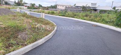 Terrain constructible - 341 m²