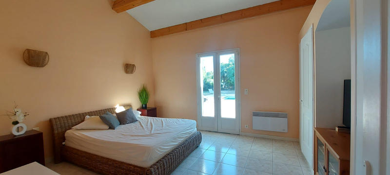 Villa - 223 m² - 6 pièces
